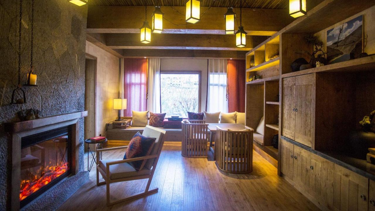 Отель Lux* Tea Horse Road Benzilan Экстерьер фото